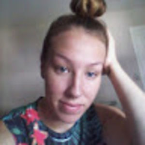 Meet your Posher, Lorie